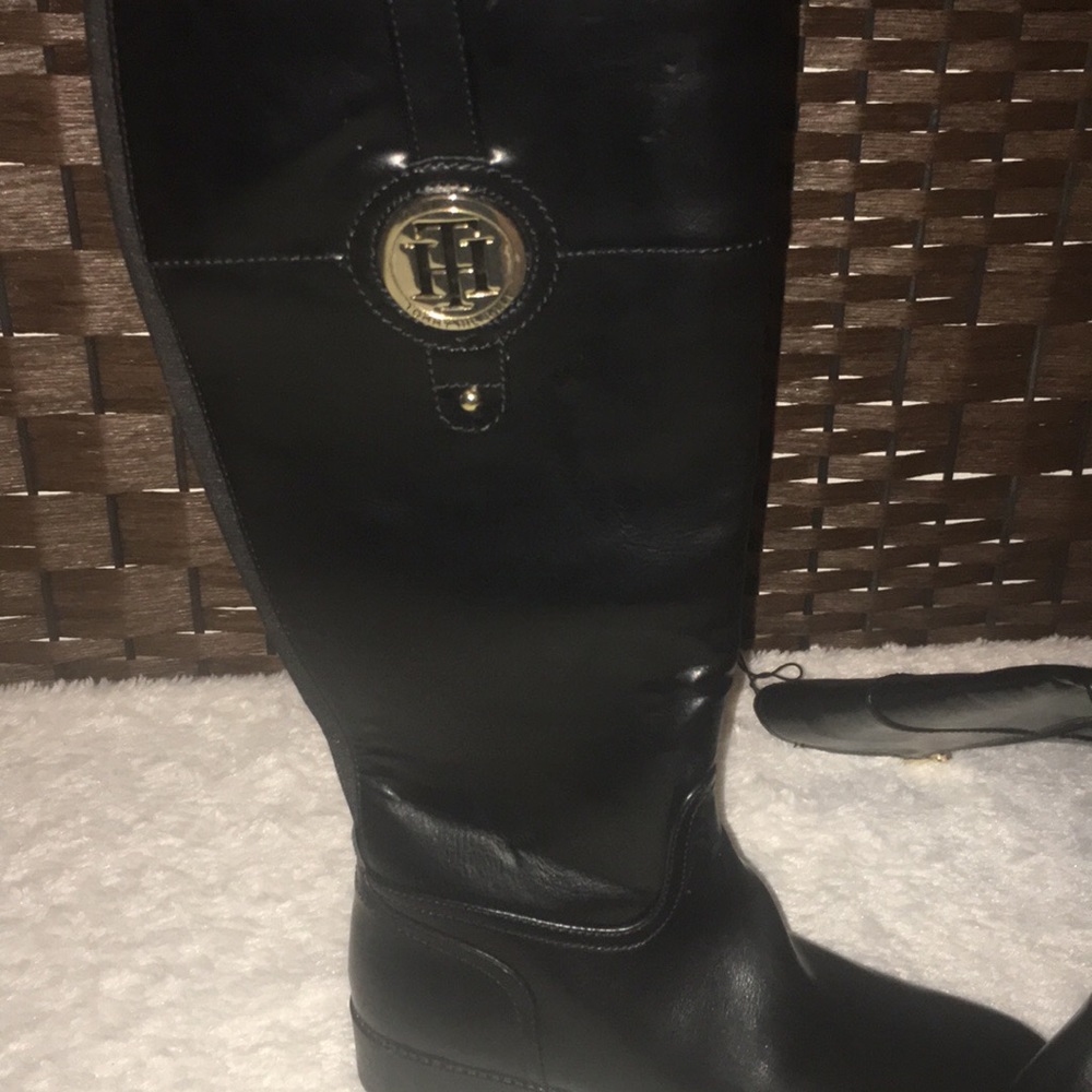 Tommy Hilfiger Ivane Wide Calf Black 6M
